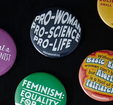 plastic button badges